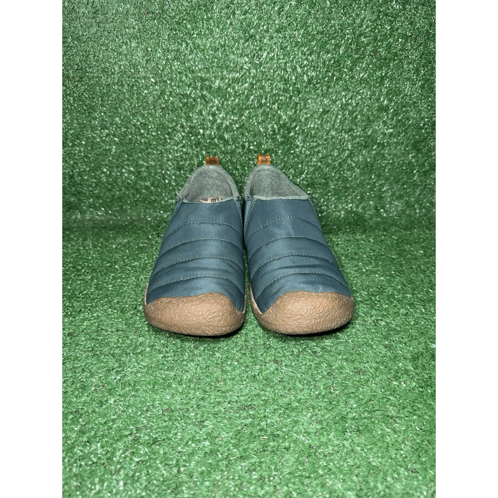 Keen Women's Slip-On Sneakers in Navy Blue with Brown Sole - Picture 5 of 9